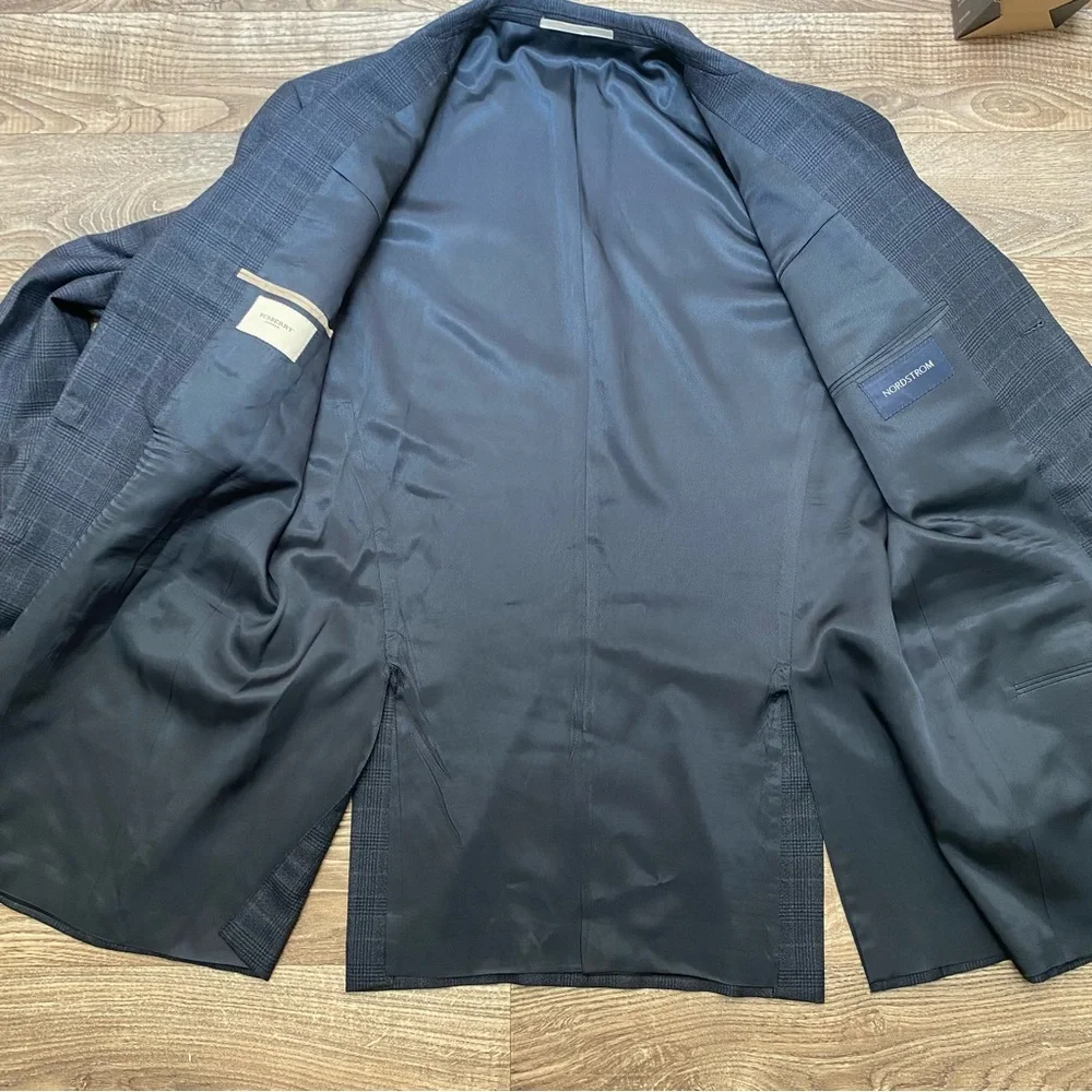 Burberry London Wool Plaid Kensington Blazer